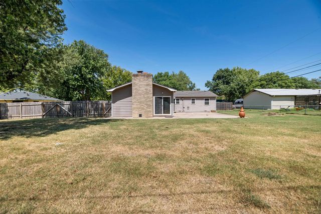 1011 W Lockwood St., Wichita, KS 67217