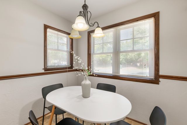 1011 W Lockwood St., Wichita, KS 67217