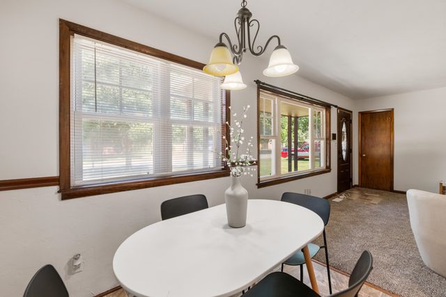 1011 W Lockwood St., Wichita, KS 67217