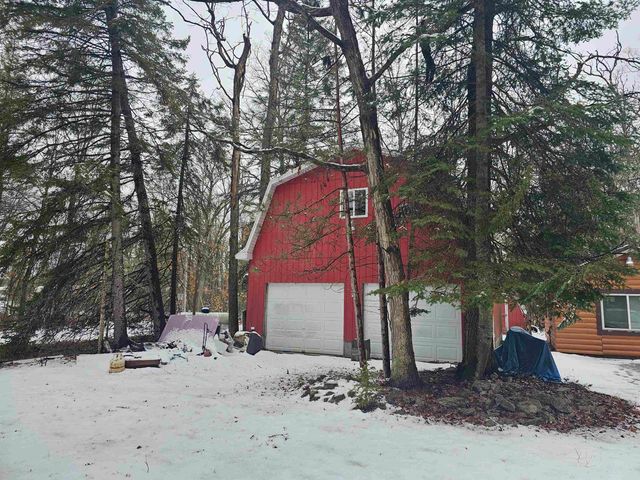 7243 East Drive, South Branch, MI 48761