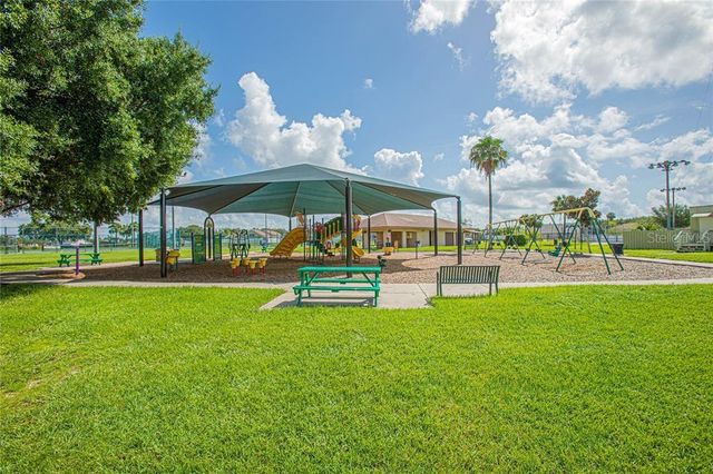 1832 WIMBLEDON STREET, Kissimmee, FL 34743