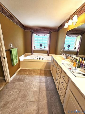 13407 Heth Rd, Midlothian, VA 23114
