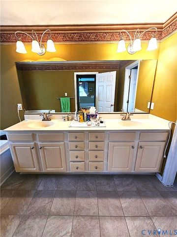 13407 Heth Rd, Midlothian, VA 23114