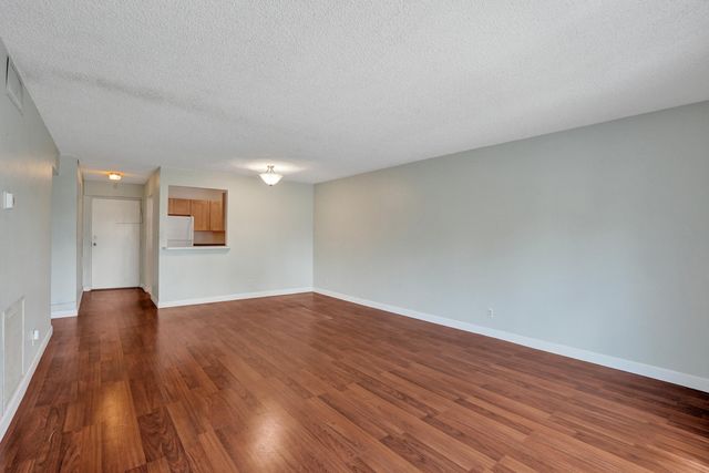 5911 NE 14TH Lane 201S, Fort Lauderdale, FL 33334