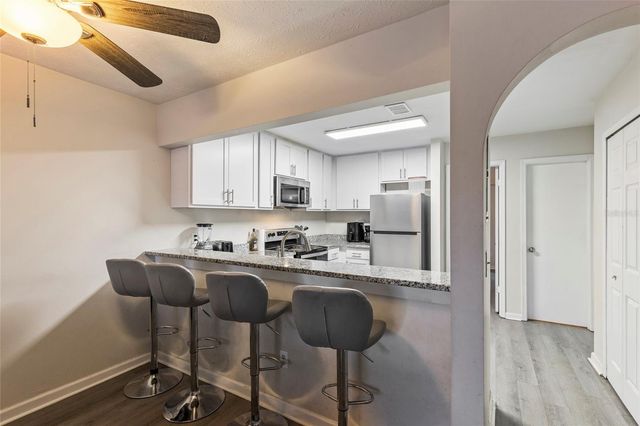 4955 KNIGHTSBRIDGE CIRCLE N, Jacksonville, FL 32244