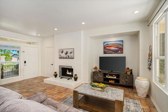 60755 Living Stone Drive, La Quinta, CA 92253