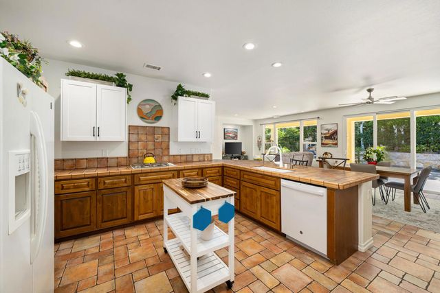 60755 Living Stone Drive, La Quinta, CA 92253