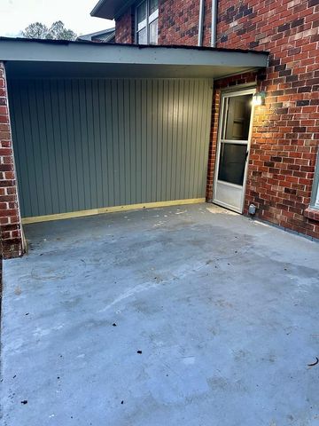 1951 Meadowbrook Circle, Dalton, GA 30720