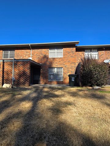 1951 Meadowbrook Circle, Dalton, GA 30720
