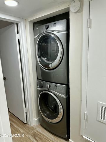 1251 E MARYLAND Avenue A, Phoenix, AZ 85014