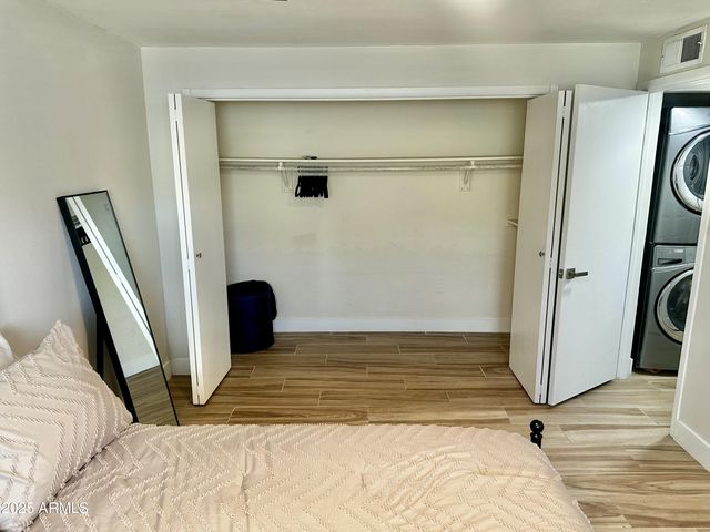 1251 E MARYLAND Avenue A, Phoenix, AZ 85014