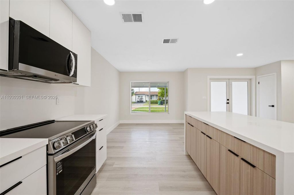 Image 12 of property listing at 12030 SW 29th Ter, Miami, FL 33175