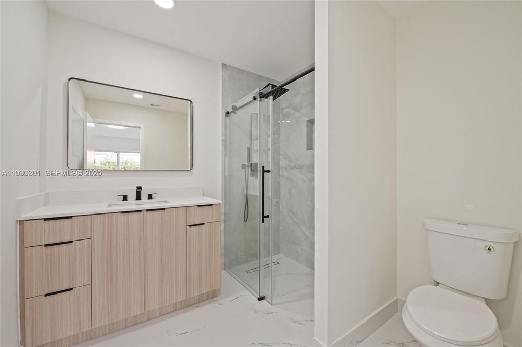 Image 17 of property listing at 12030 SW 29th Ter, Miami, FL 33175