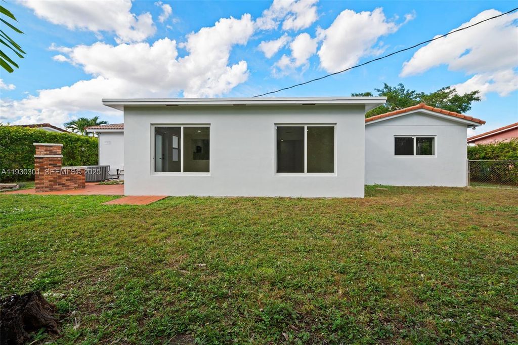 Image 29 of property listing at 12030 SW 29th Ter, Miami, FL 33175