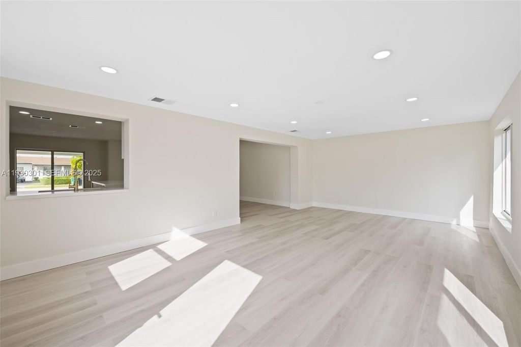 Image 7 of property listing at 12030 SW 29th Ter, Miami, FL 33175