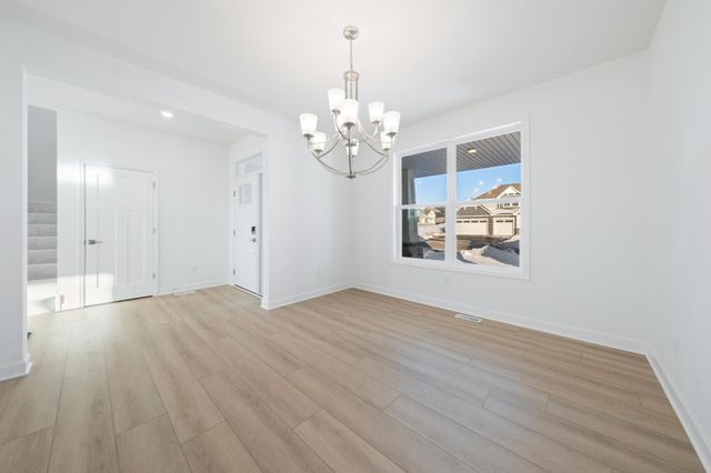 8692 183rd Street W, Lakeville, MN 55044