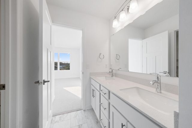 8692 183rd Street W, Lakeville, MN 55044