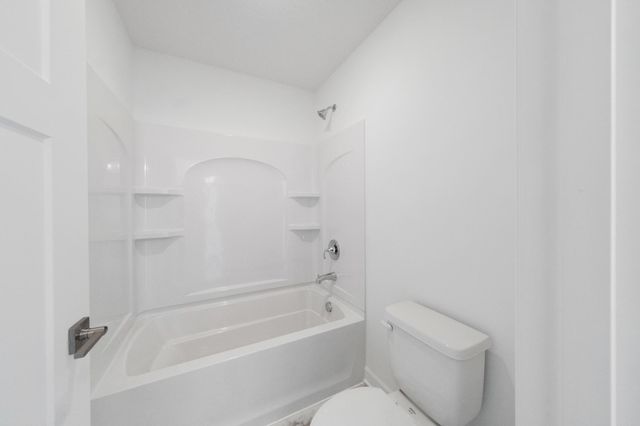 8692 183rd Street W, Lakeville, MN 55044