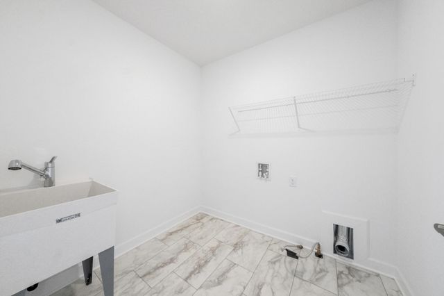 8692 183rd Street W, Lakeville, MN 55044