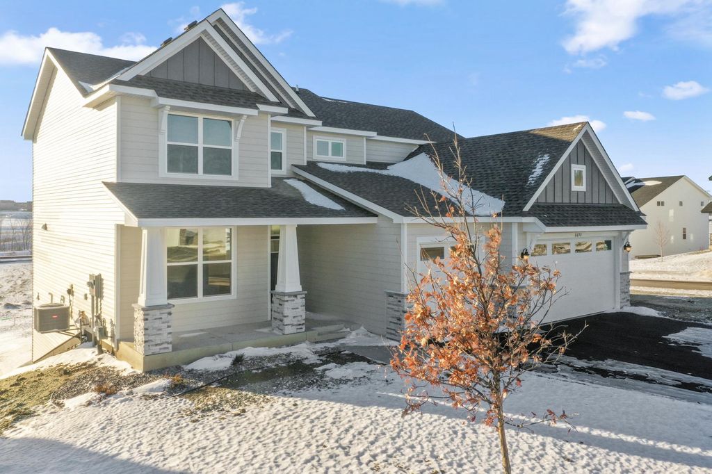 8692 183rd Street W, Lakeville, MN 55044