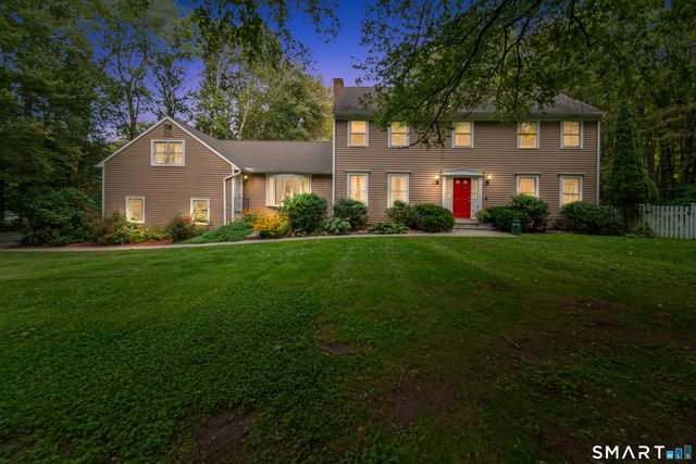168 North Farm Road, Middlebury, CT 06762