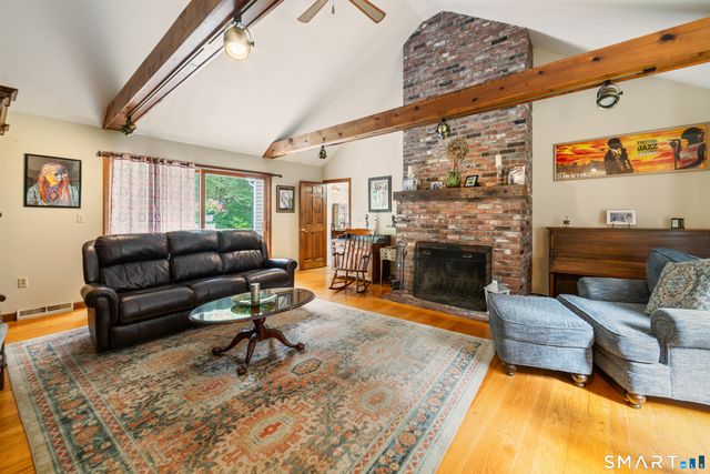 168 North Farm Road, Middlebury, CT 06762