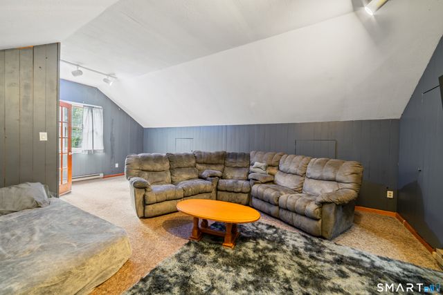 168 North Farm Road, Middlebury, CT 06762