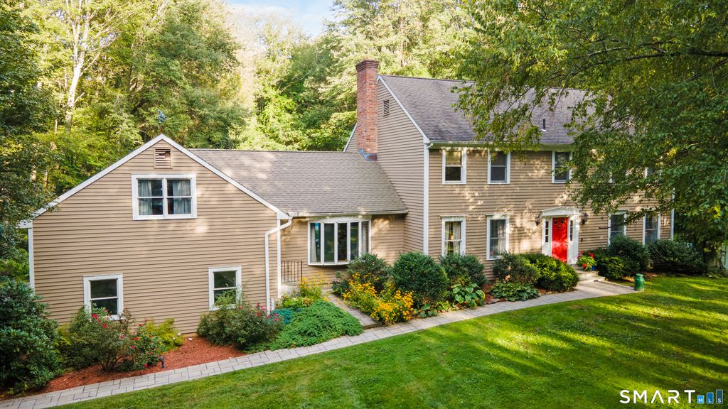 168 North Farm Road, Middlebury, CT 06762