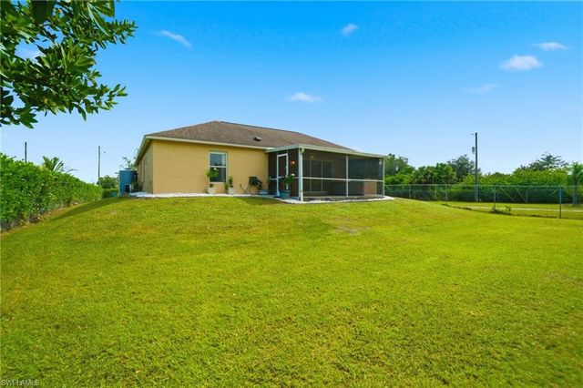 2075 Desoto BLVD N, Naples, FL 34120