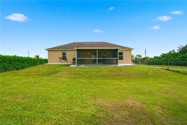 2075 Desoto BLVD N, Naples, FL 34120