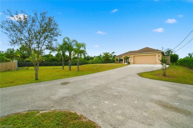 2075 Desoto BLVD N, Naples, FL 34120