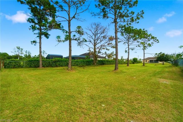 2075 Desoto BLVD N, Naples, FL 34120