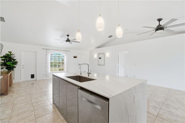 2075 Desoto BLVD N, Naples, FL 34120