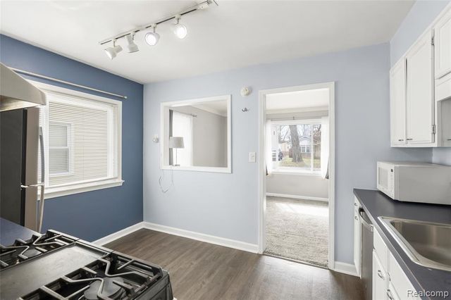 1491 E Webster Street, Ferndale, MI 48220