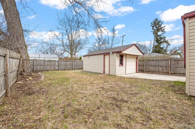 1491 E Webster Street, Ferndale, MI 48220