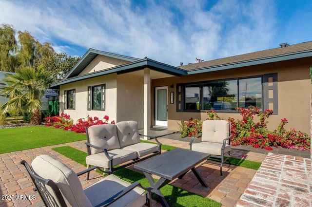 8216 E Lewis Avenue, Scottsdale, AZ 85257