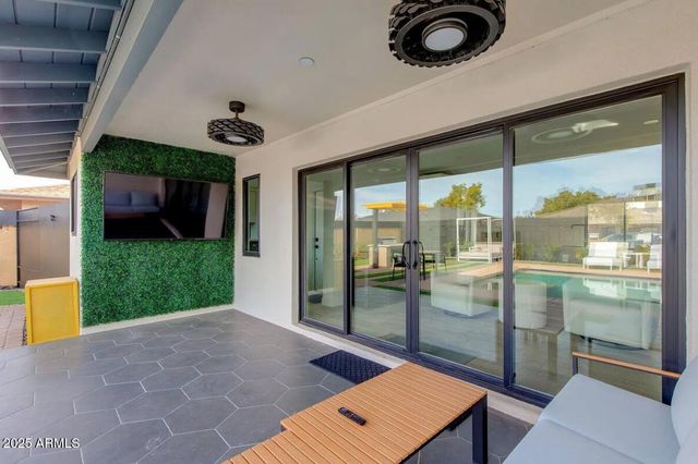 8216 E Lewis Avenue, Scottsdale, AZ 85257