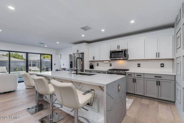 8216 E Lewis Avenue, Scottsdale, AZ 85257