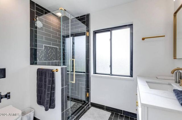 8216 E Lewis Avenue, Scottsdale, AZ 85257