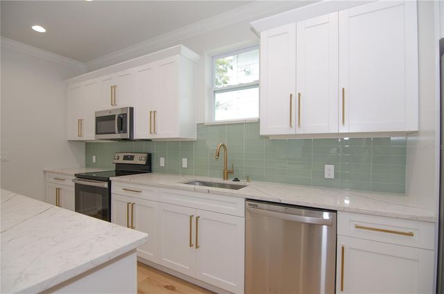 2810 N 16TH STREET, Tampa, FL 33605