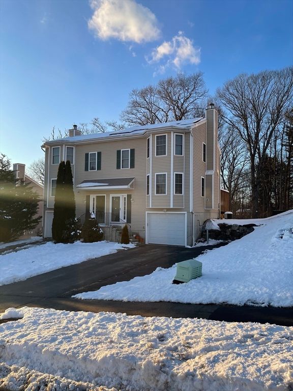 73 Sophia Dr, Worcester, MA 01607