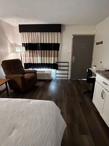 7150 N TAMIAMI TRAIL S515, Sarasota, FL 34243