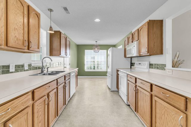 106 Dovetail Circle, Summerville, SC 29483