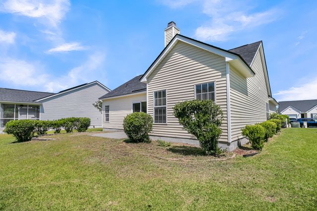 106 Dovetail Circle, Summerville, SC 29483