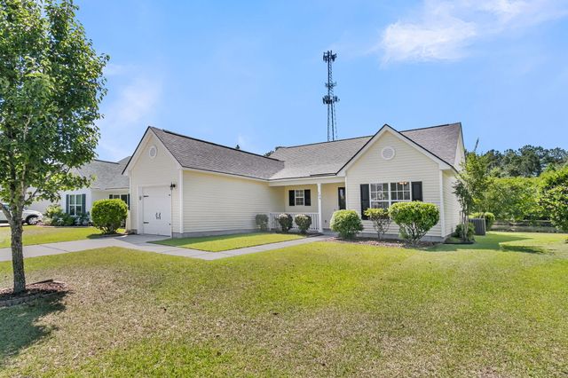 106 Dovetail Circle, Summerville, SC 29483
