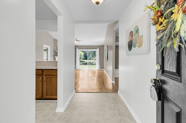106 Dovetail Circle, Summerville, SC 29483