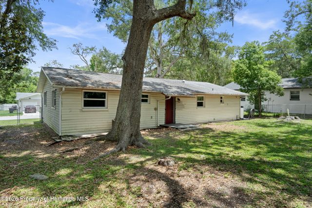 613 Holley Street, Brooksville, FL 34601