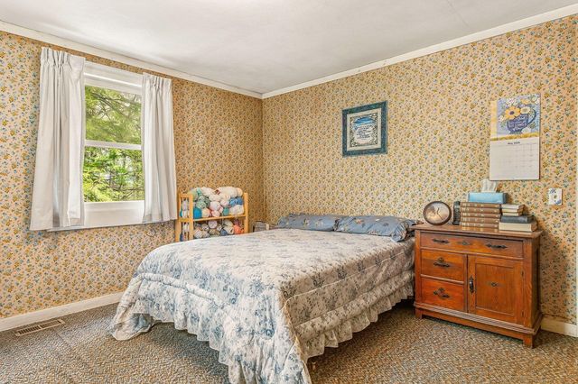 25 Brewster Hill Road, Tamworth, NH 03886