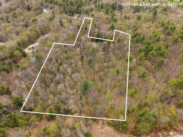 25 Brewster Hill Road, Tamworth, NH 03886