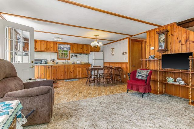 25 Brewster Hill Road, Tamworth, NH 03886